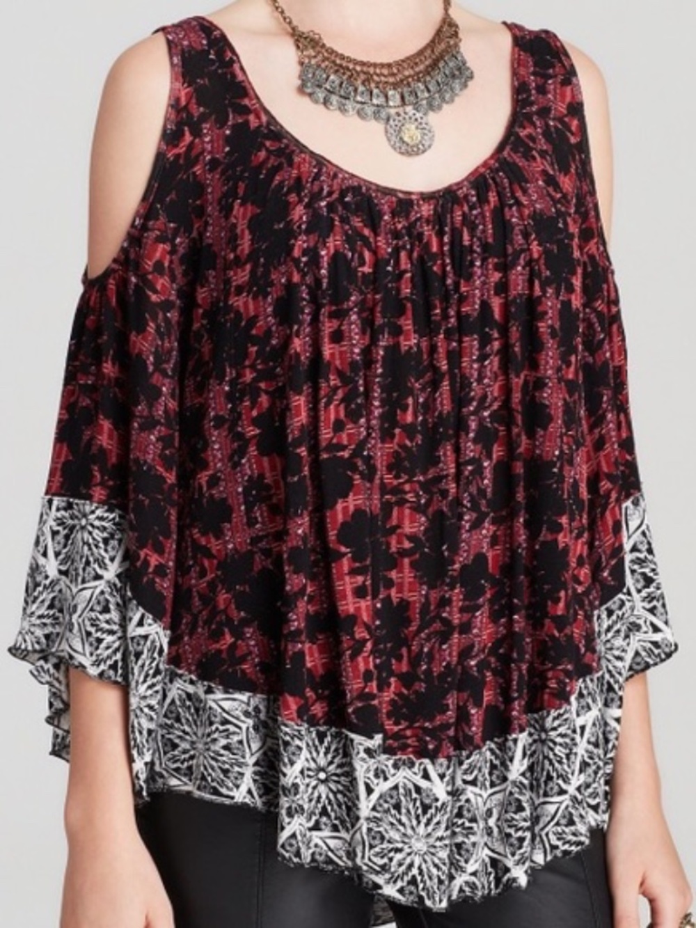 Like New ✵☽Free People☾✵ Boho Floral Maroon & Black Cold Shoulder Top | Small